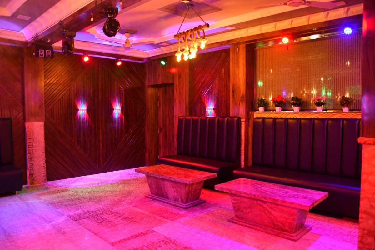 Ganpati Plaza Hotel Аджмер Екстериор снимка