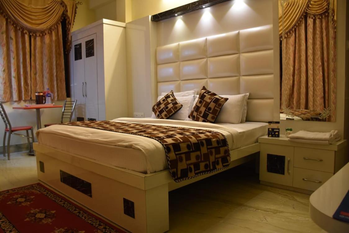 Ganpati Plaza Hotel Аджмер Екстериор снимка